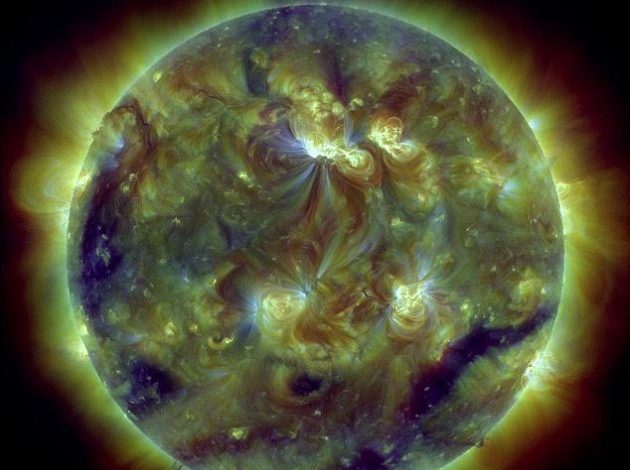 ამომავალი მზე: სურათზე ნაჩვენებია სამი სხვადასხვა, თუმცა მსგავსი ტემპერატურა